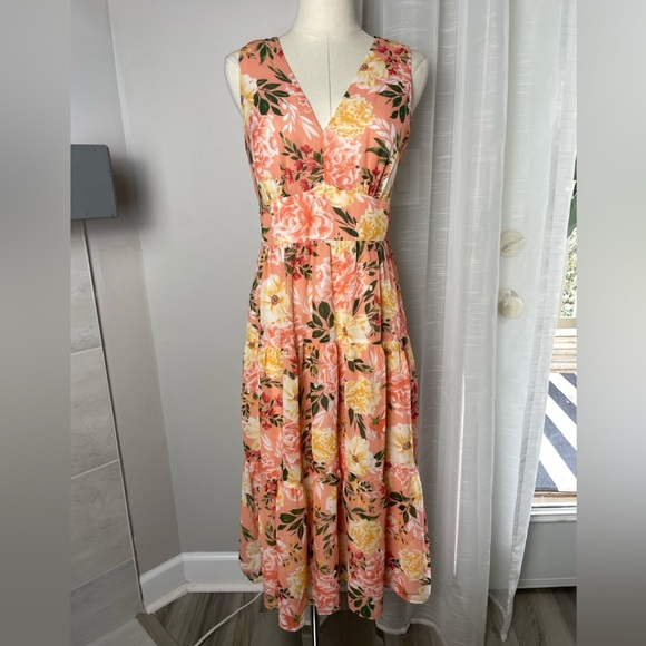 Vince Camuto Floral Sleeveless Tiered Ruffle Midi Dress Size 4 - Picture 2 of 8